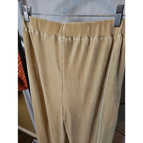 ACOA Gold Wide-Leg Flowy Pants – Size Small - Picture 3 of 9